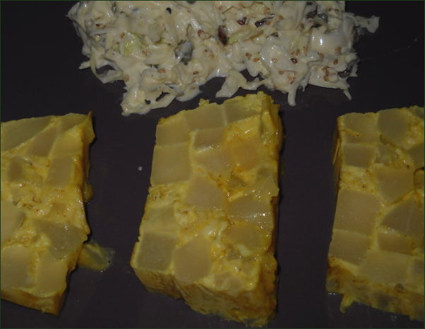 Terrine de christophines au colombo et salade coleslaw